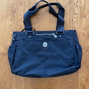 Baggallini diaper bag never been used